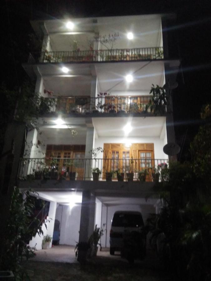 קנדי Old Town Hotel מראה חיצוני תמונה