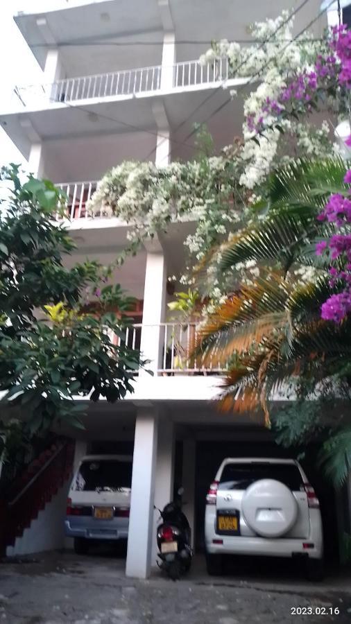 קנדי Old Town Hotel מראה חיצוני תמונה