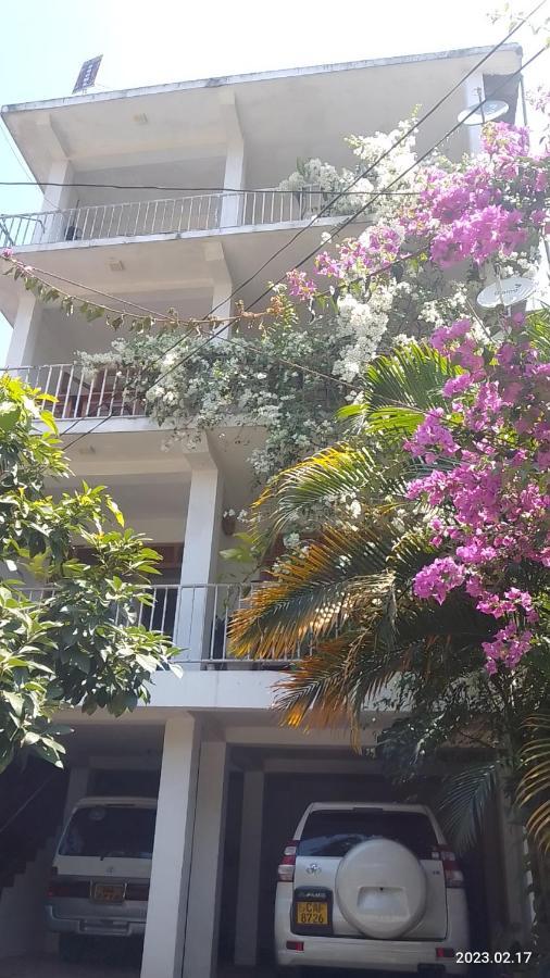 קנדי Old Town Hotel מראה חיצוני תמונה