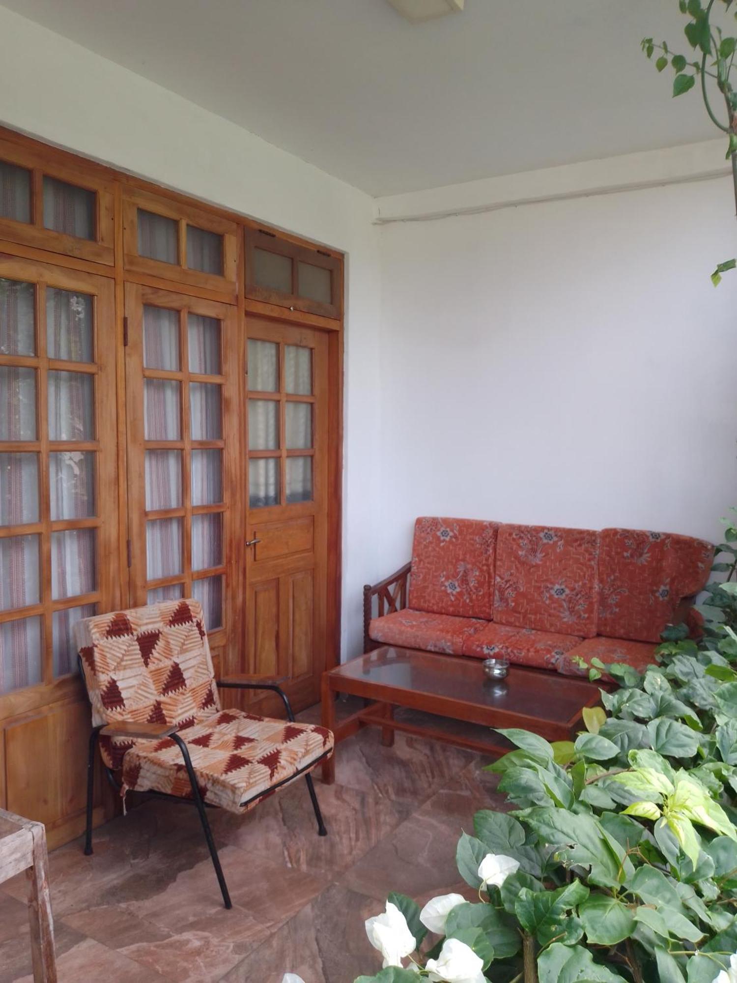 קנדי Old Town Hotel מראה חיצוני תמונה