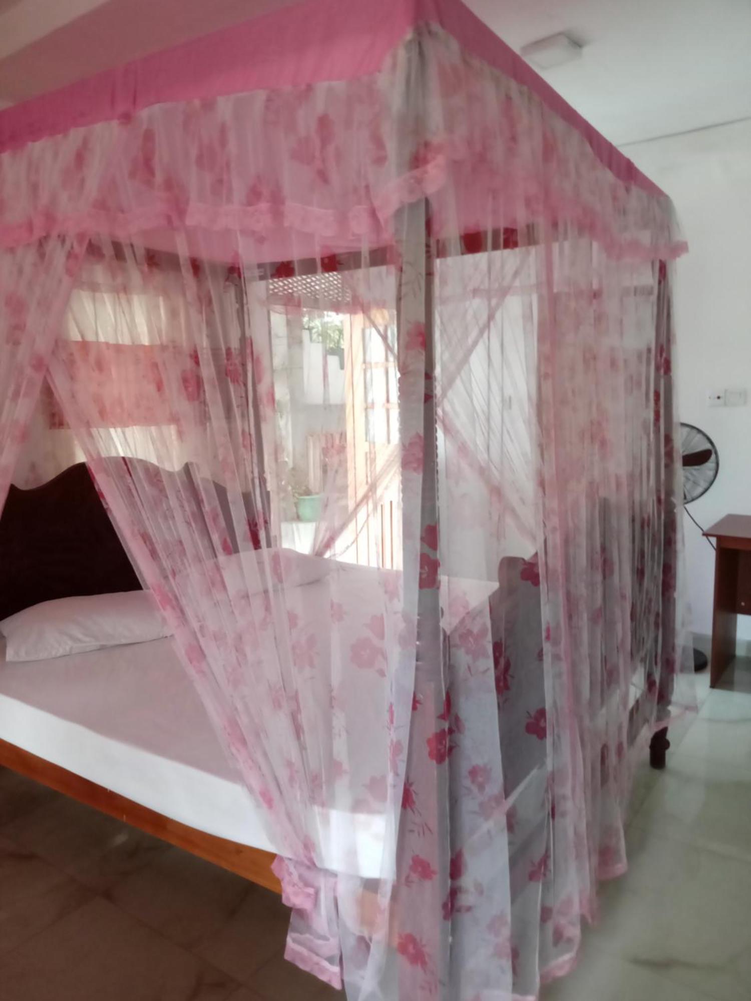קנדי Old Town Hotel מראה חיצוני תמונה